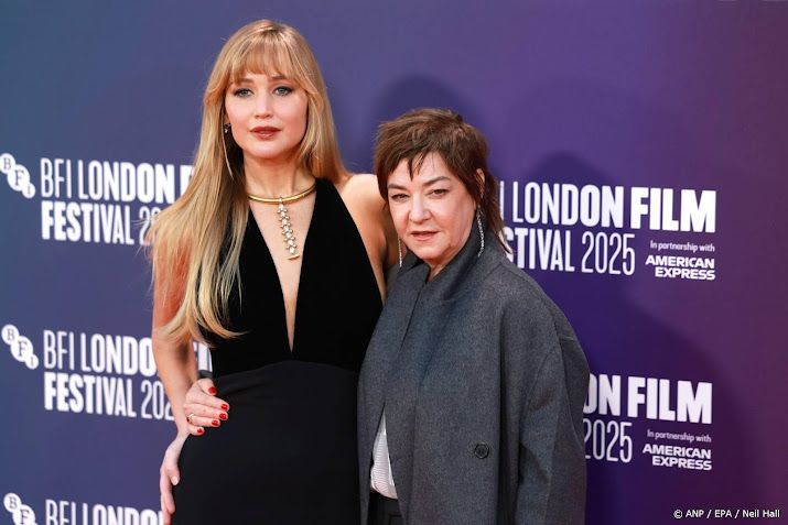 Jennifer Lawrence vindt vrouwelijke regisseurs minder neurotisch