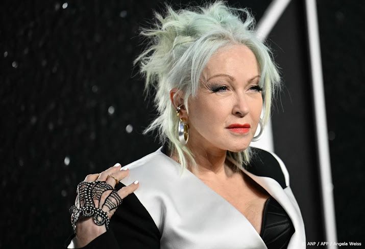 Cyndi Lauper geëerd door artiesten bij Hall of Fame-inductie