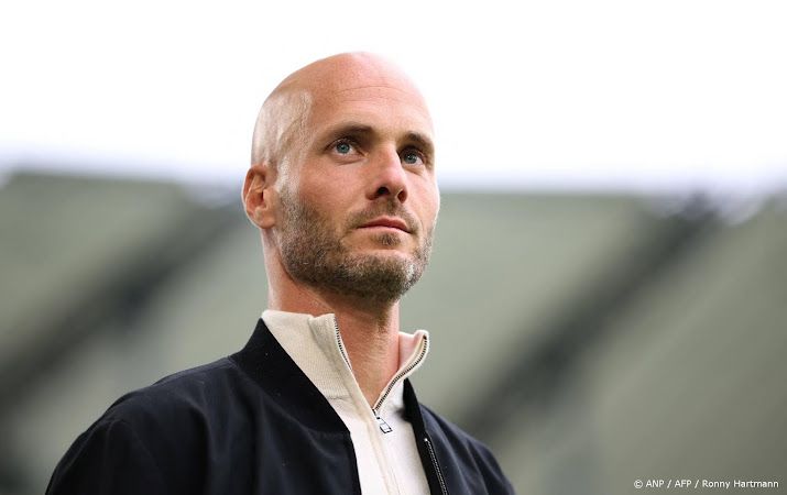 VfL Wolfsburg bevestigt vertrek trainer Simonis