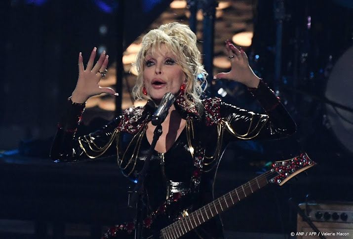 Dolly Parton (79) heeft het gevoel dat ze pas net begonnen is