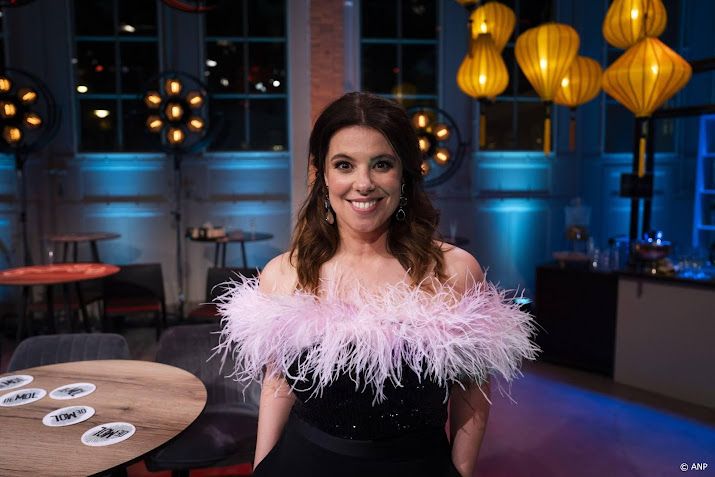 Roos Moggré wordt presentator bij Pauw & De Wit 