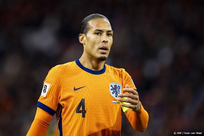 Van Dijk trots op record van meest ervaren aanvoerder van Oranje 