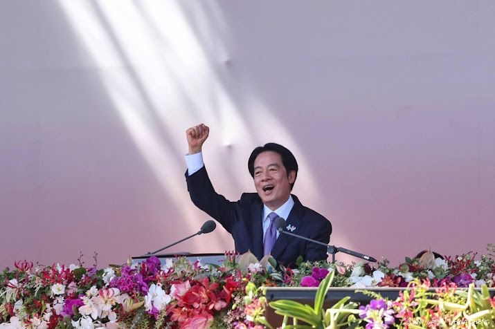 Leider Taiwan toont steun voor Japan met sushi-lunch