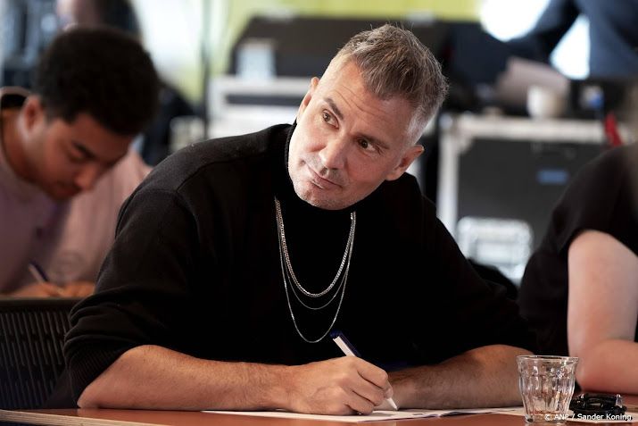 Guido Weijers maakt in 2026 weer een oudejaarsconference​