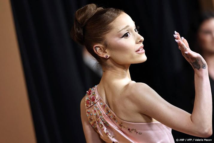 Ariana Grande test positief op corona