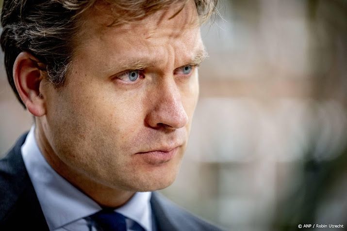 Karremans gaat in december naar China voor overleg over Nexperia