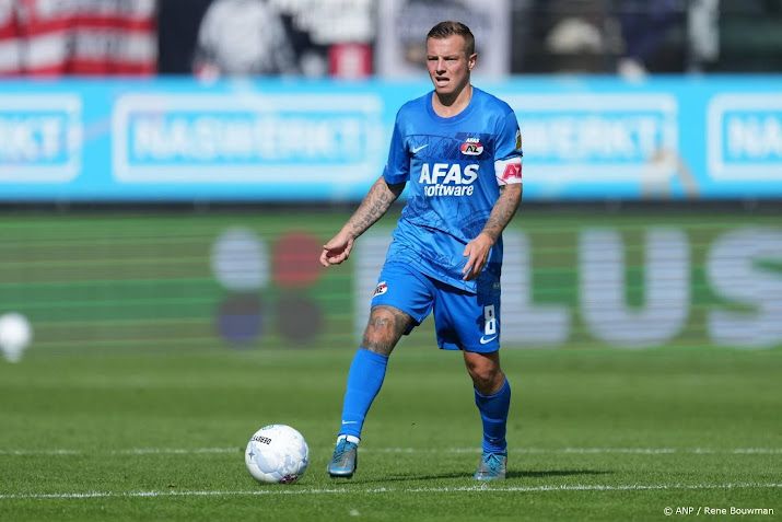 AZ lange tijd zonder aanvoerder Clasie na enkeloperatie