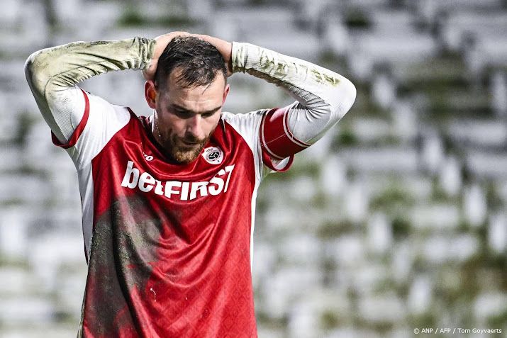 Antwerp is aanvoerder Janssen na knieoperatie voorlopig kwijt