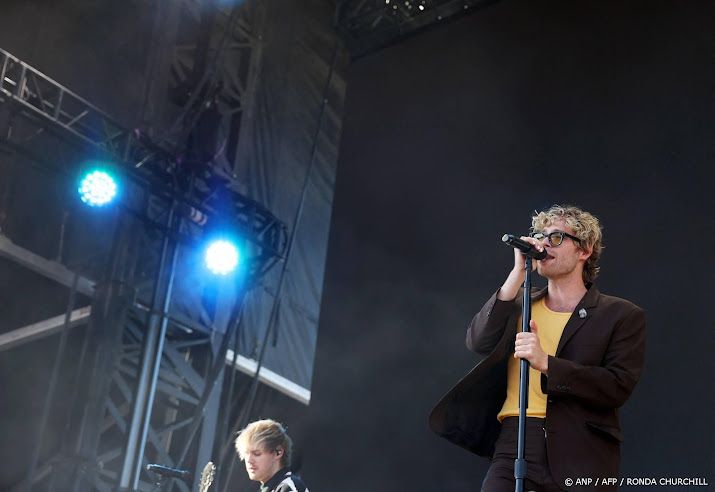 5 Seconds of Summer voor de vierde keer bovenaan Album Top 100