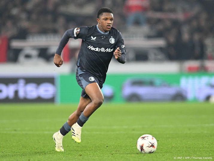 Feyenoord mist geblesseerde Read en Larin meerdere weken