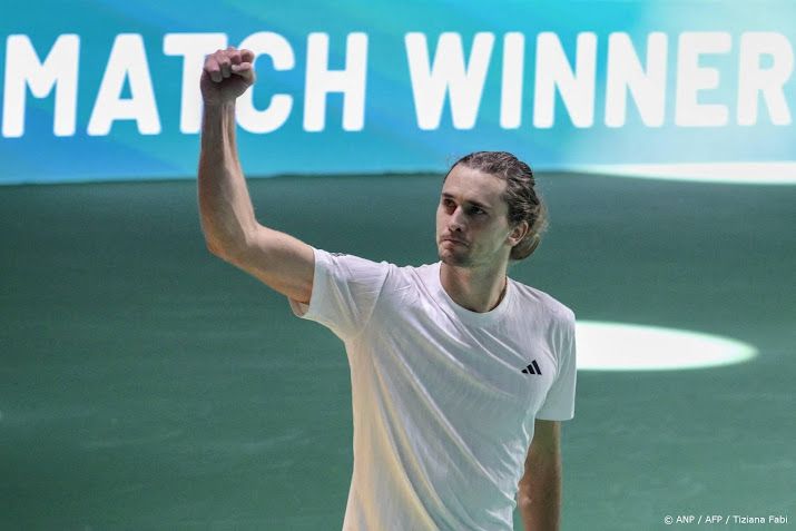 Zverev brengt Duitsers op gelijke hoogte met Spanje in Davis Cup