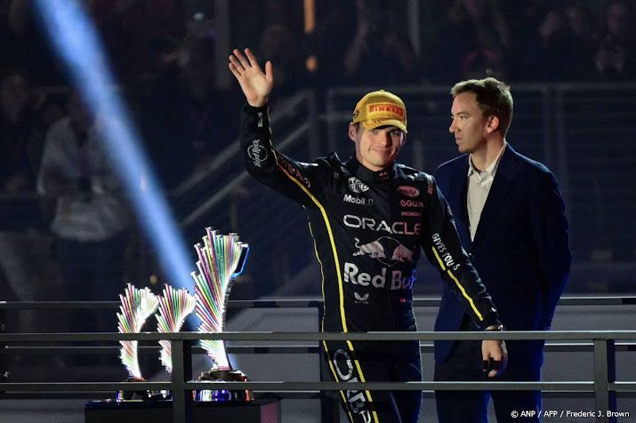 Verstappen blijft in de race om de titel na 69e zege in Formule 1