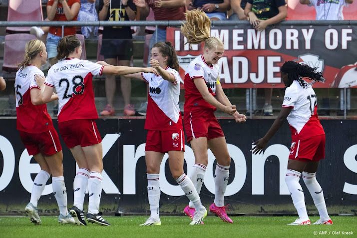 Voetbalsters PEC Zwolle boeken monsterzege op Ajax