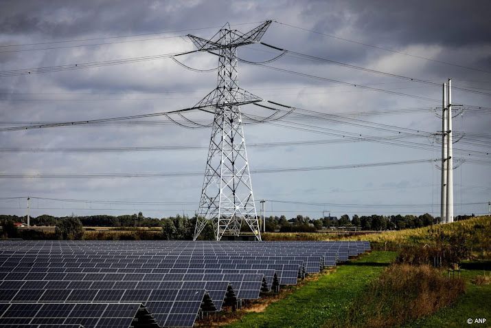 ACM: netbeheerders lopen achter bij aanpak wachtrijen stroomnet