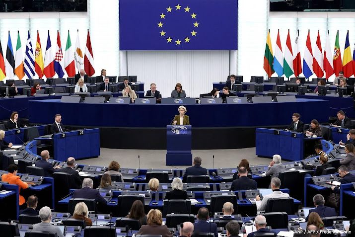 EU-parlement laakt passiviteit EU vredesonderhandelingen Oekraïne