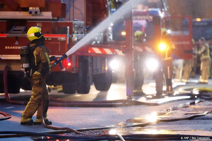Zeer grote brand in pand in het centrum van Delft