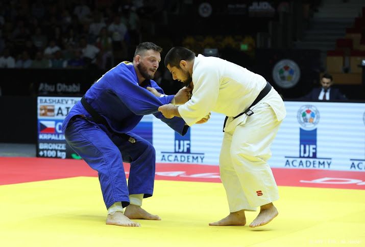 Russen mogen onder eigen vlag weer meedoen aan judowedstrijden