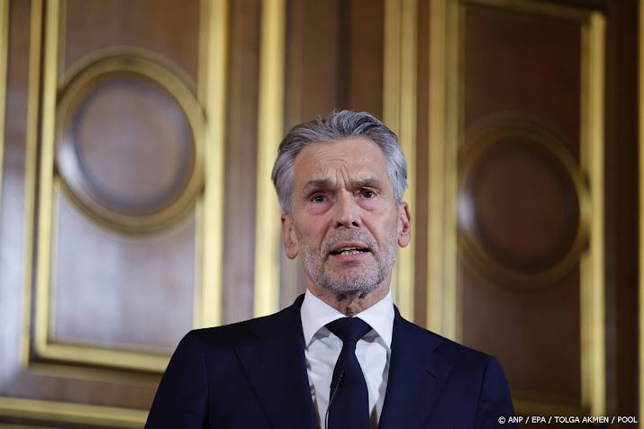 Schoof overlegt met Zelensky over vredesplan 