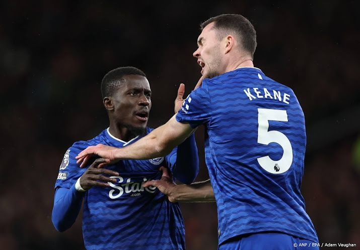 Everton-spelers Keane en Gueye leggen ruzie bij na rode kaart 