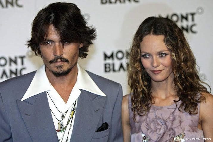 Johnny Depp kijkt positief terug op relatie met Vanessa Paradis  