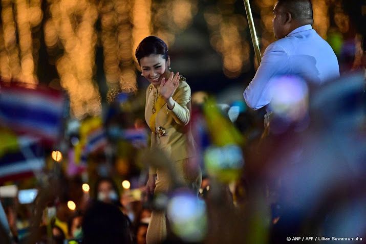 Thaise koningin voltooit halve marathon