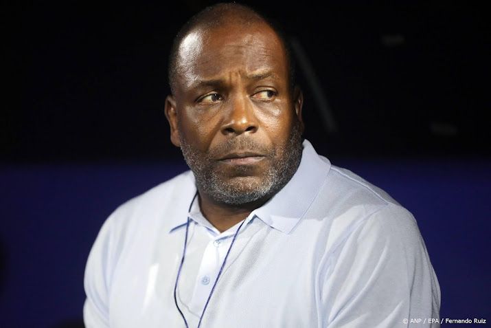 Menzo stapt op als bondscoach van Suriname 