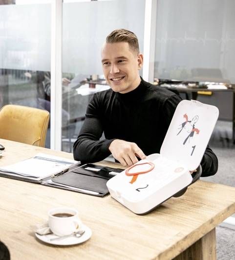 1 op de 5 AED’s wereldwijd niet klaar voor gebruik: “Een onderschat risico dat we ons niet kunnen permitteren”