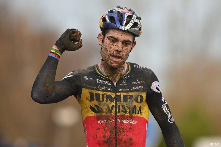 Wielrenner Van Aert start deze winter in acht veldritten