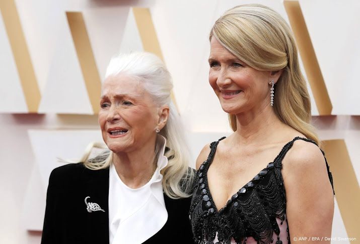 Laura Dern: fijne verjaardag voor mijn held, mijn moeder