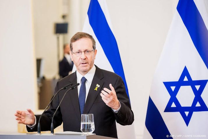 Herzog: denk alleen aan belang Israël bij gratieverzoek Netanyahu