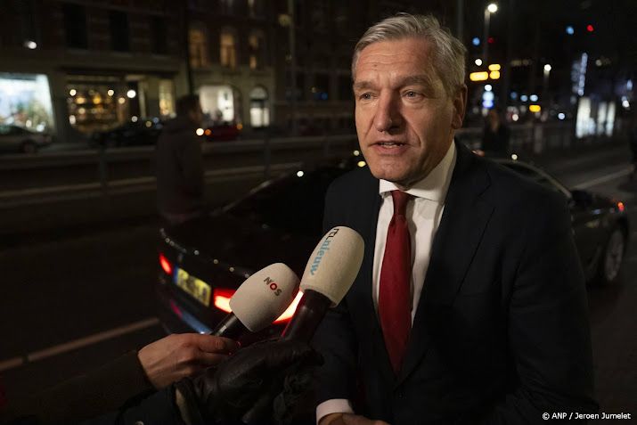 Informateur Buma hoopt dinsdag met 'tussenverslag' te komen