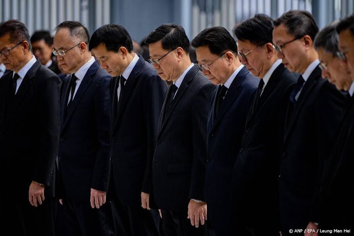 Leider Hongkong stelt onderzoek in naar dodelijke brand