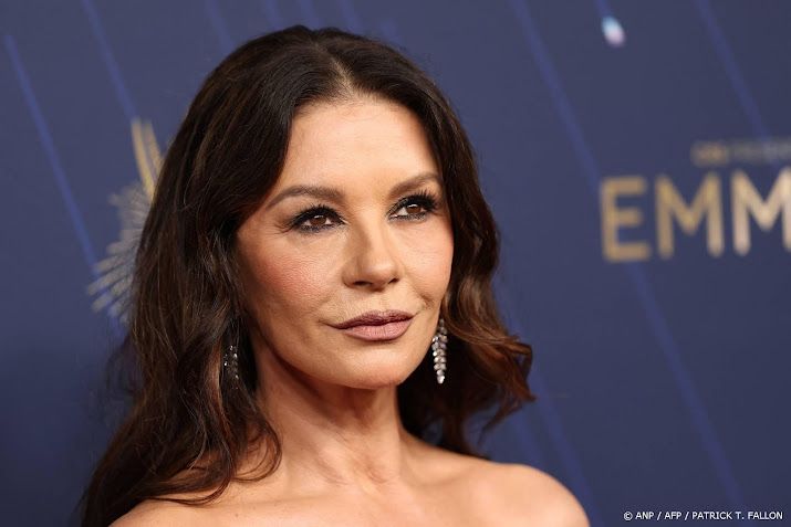 Catherine Zeta-Jones is uitgeput door koken tijdens Thanksgiving