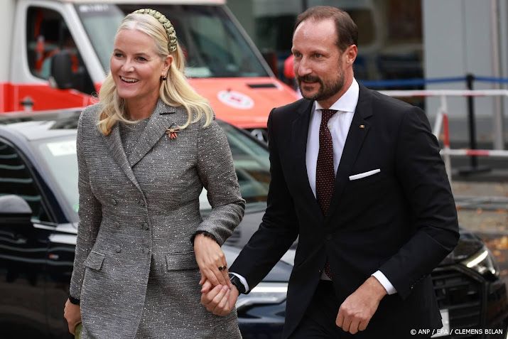 Kroonprins Haakon hoopt op een witte kerst 