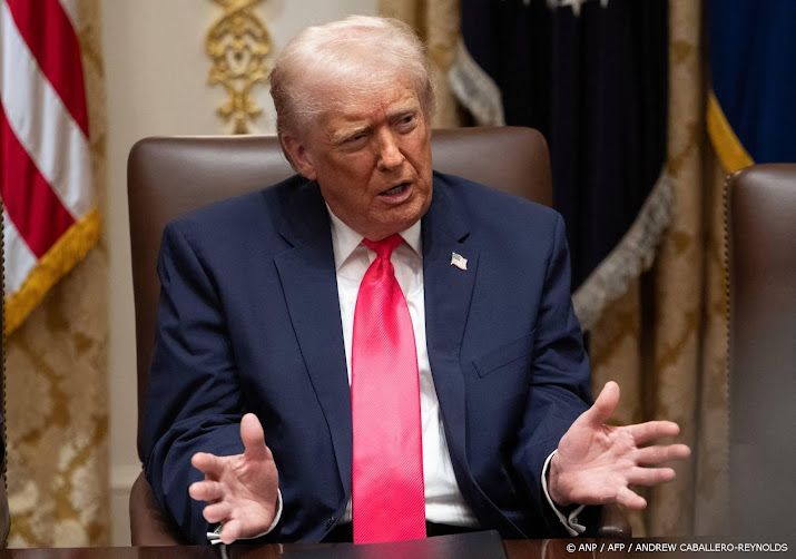 Trump zegt dat Poetin de oorlog wil stoppen