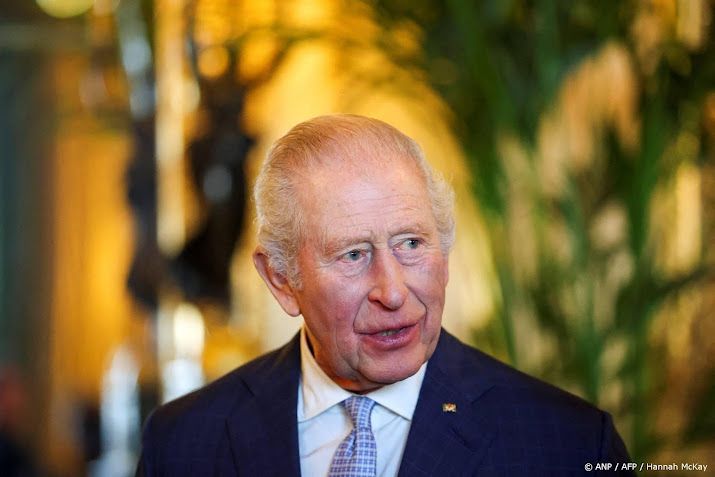 Koning Charles bezoekt onverwacht dirigeerwedstrijd