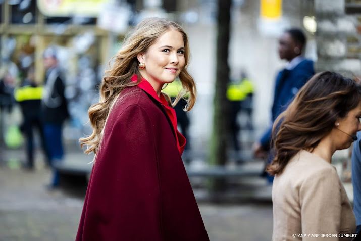 Prinses Amalia viert 22e verjaardag