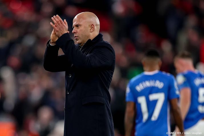 Trainer Slot wil eerst terug naar top 4 met zwalkend Liverpool