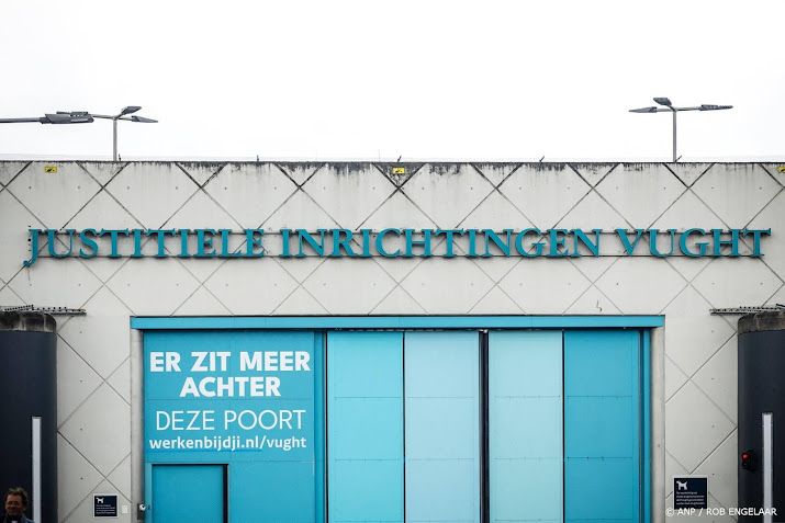 Incident binnen muren gevangenis Vught, veel politie ingezet