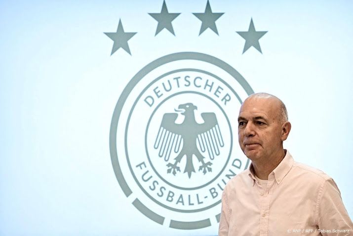 Duitse voetbalbaas verdedigt vredesprijs Trump