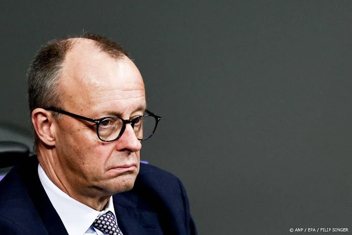 Bondskanselier Merz belt met president Abbas voor bezoek Israël