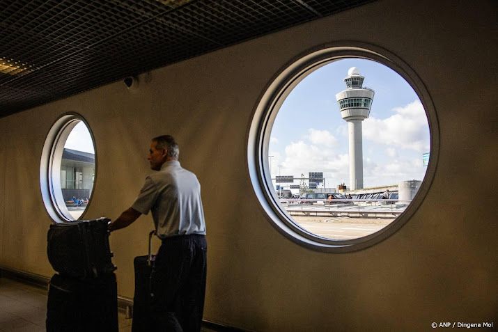 Meer luchtvaartpassagiers EU, Schiphol tweede drukste luchthaven