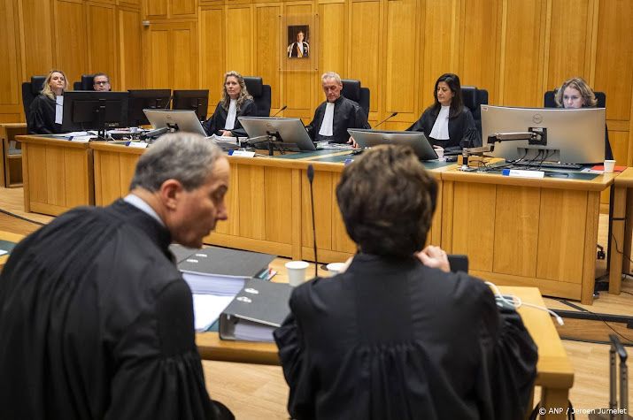 Technische details beheersen eerste zittingsdag in Stint-zaak