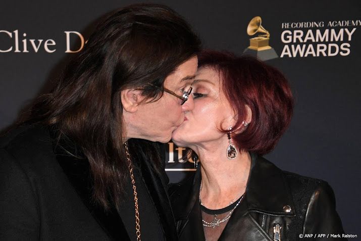 Ozzy Osbourne vroeg Sharon hem vlak voor dood vast te houden