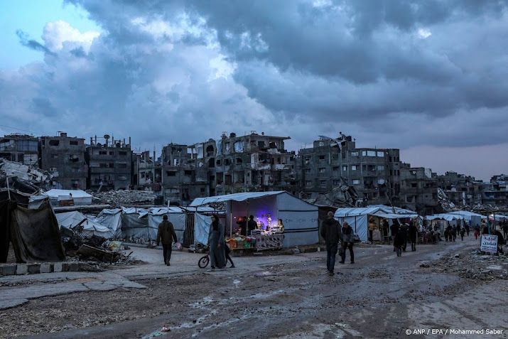 Gaza getroffen door noodweer: tenten doorweekt en ingestort