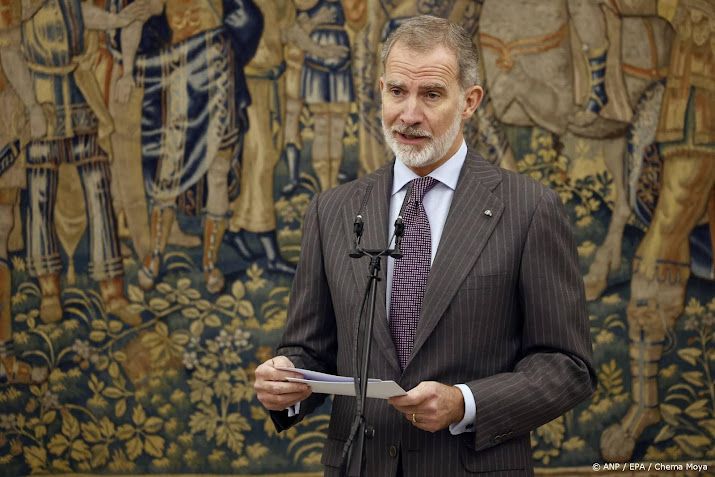 Felipe ontvangt jubilerende Spaanse consumentenbond