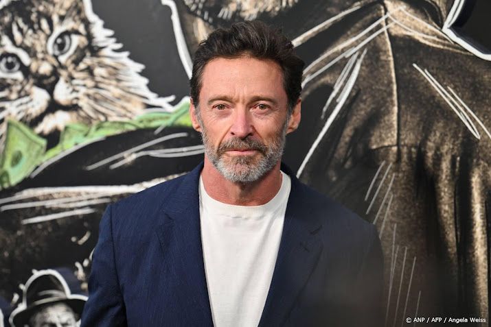 Hugh Jackman plaste in zijn broek tijdens musicaloptreden in 1995