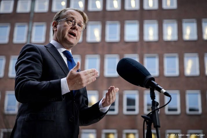 Tieman bespreekt 'alternatieven' voor bezuiniging infrastructuur