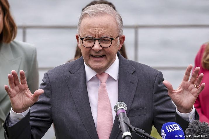 Australische premier: hulpdiensten bezig met redden van levens