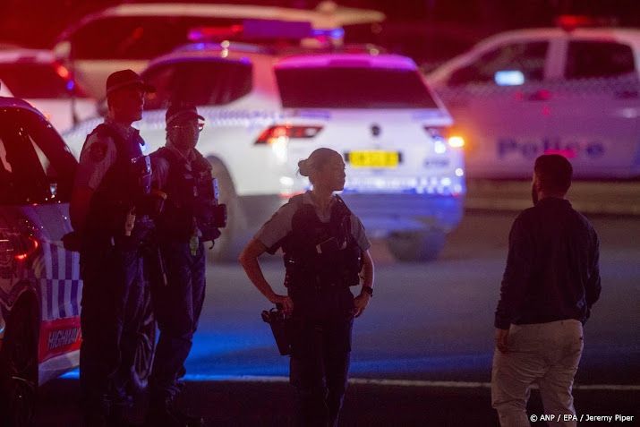 Politie doet huiszoeking bij vermeende schutter Bondi Beach